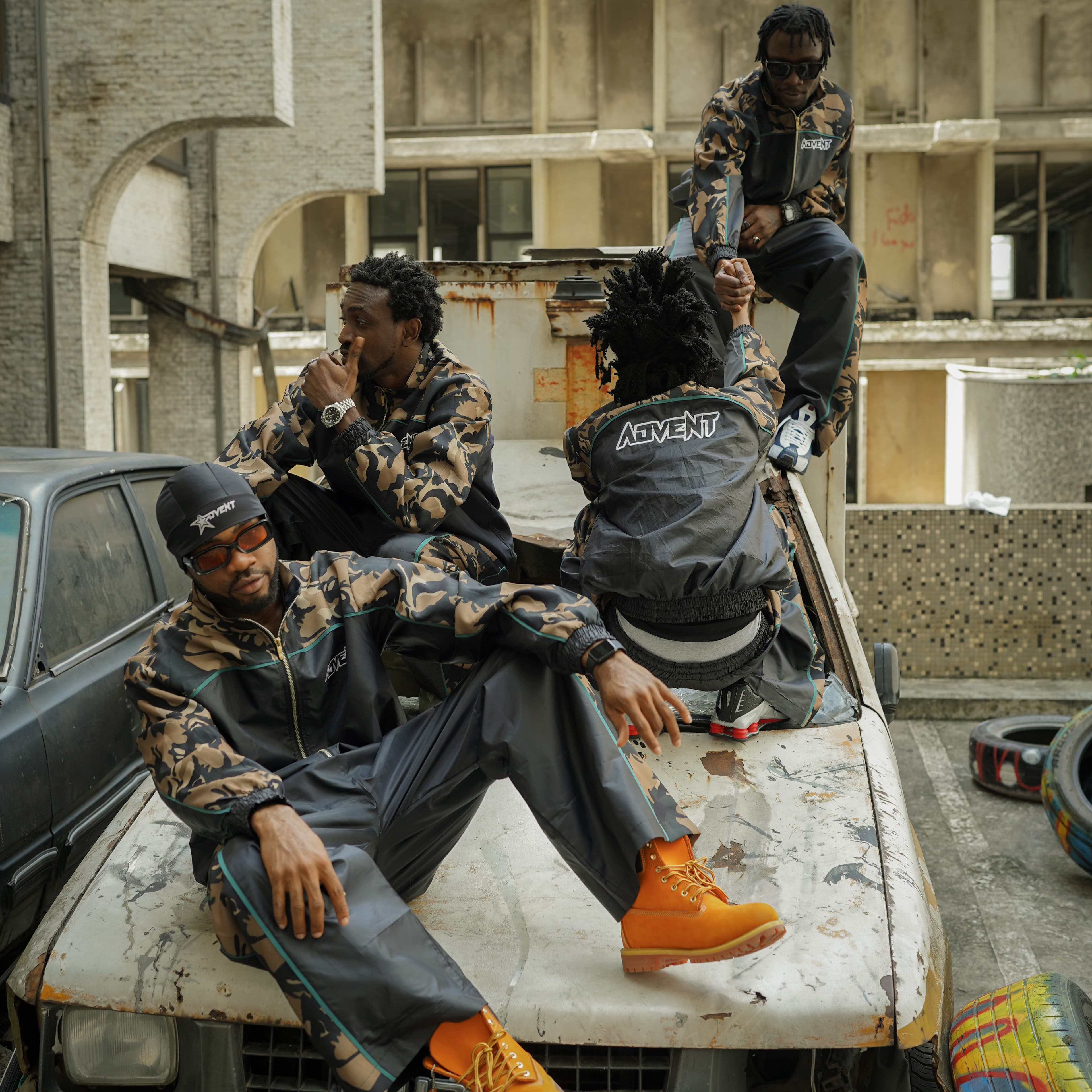 ESSENTIAL TEE / WHITE